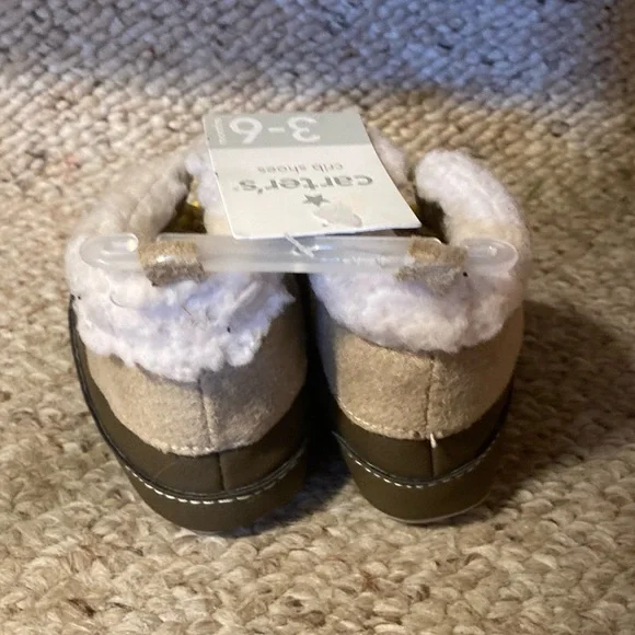“Host Pick” Carter’s Brown & Beige Crib Duck Boots with Faux Sherpa Lining - Picture 8 of 8